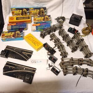 Vintage S Guage Track Set Athearn Roundhouse and Globe Model Kits